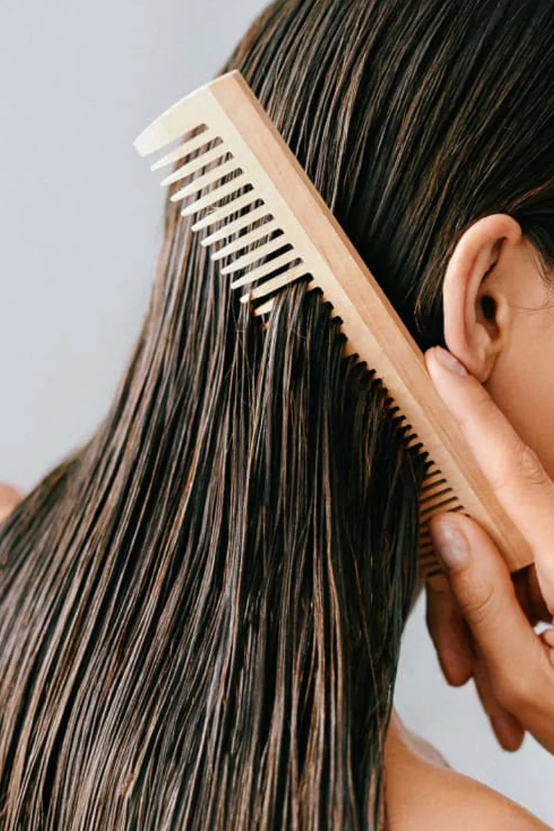 Leave In Detanglers and Conditioners 