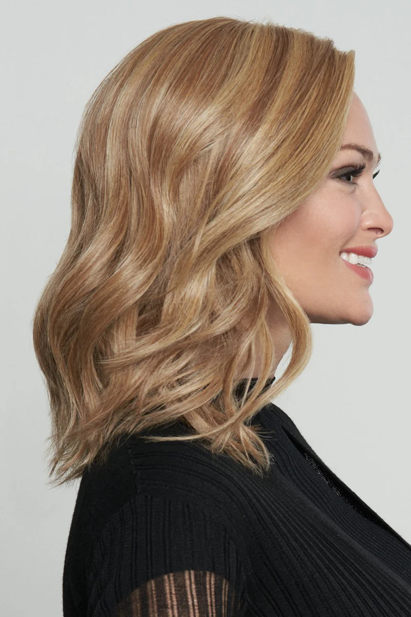 Raquel Welch Wavy Day Wig