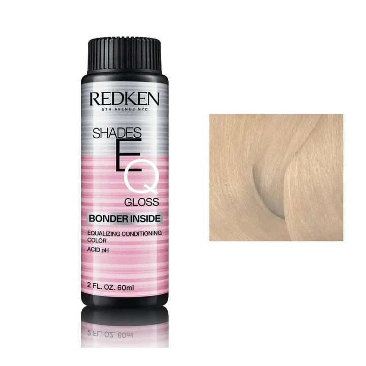 Redken Shades EQ Bonder Inside Demi-Permanent Color Gloss image of lemon icing 010g